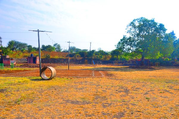 क्रीडा मैदान